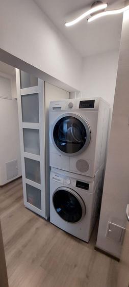 Bd Unirii, 3 camere dec, 2 băi, centrală, parcare