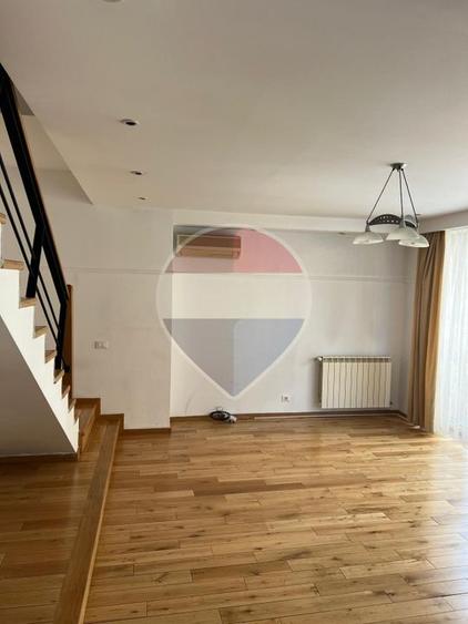 INCHIRIERE Apartament cu 3 camere in zona Nordului