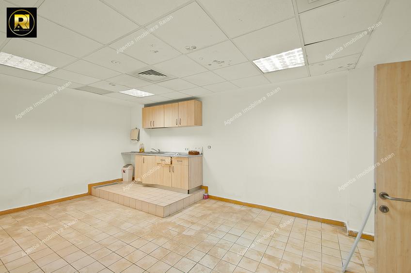 Vanzare Cladire S+P+3Et,destinatie mixta,in Galati,ultracentral,pe blv. Brailei