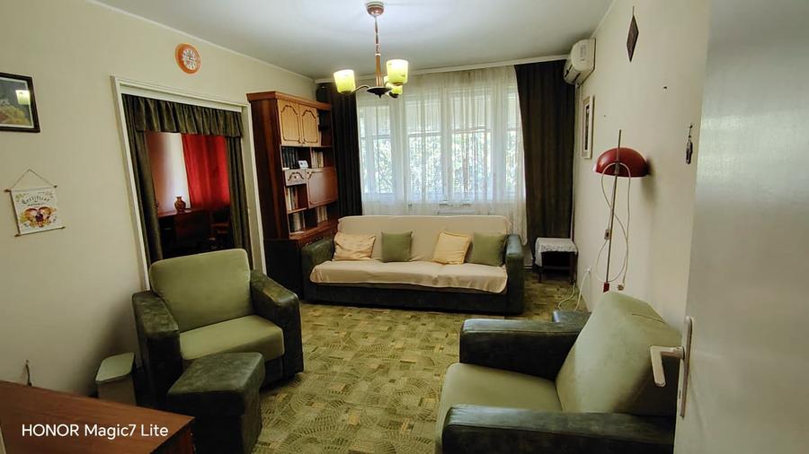 Apartament 4 camere semidecomandat – Mazepa 1