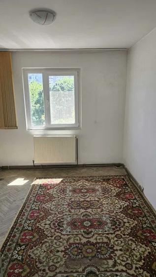 Apartament 3 camere, zona Podu Ros