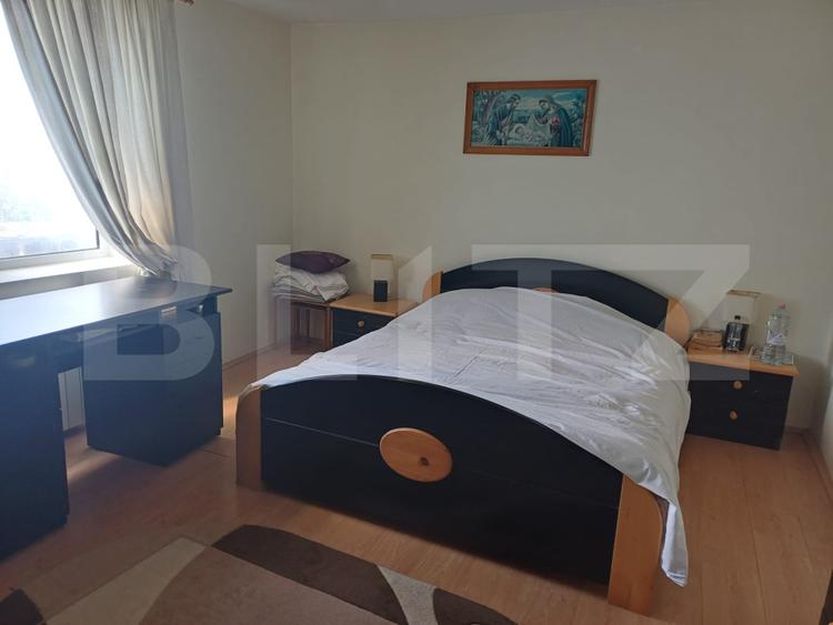 Casă cu 9 camere, mobilată și utilată, 396 mp, Suceava