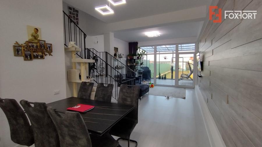Casa insiruita, 4 camere, Sacalaz - arhitectura moderna, 2 locuri de parcare