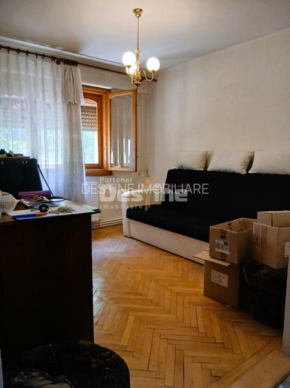 Apartament de vanzare zona centrala etaj 2/8 cu lift - 3