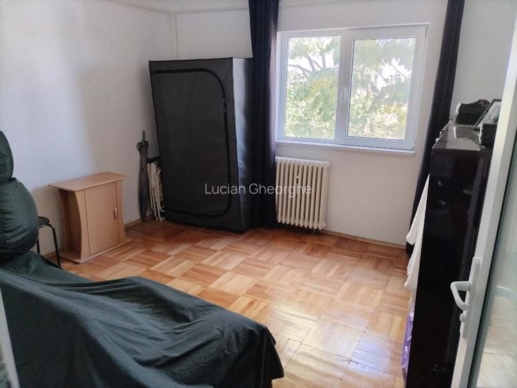 Vând apartament  2 camere - 3