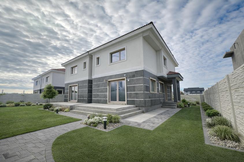 Duplex modern in stil individuala cu 4 camere si 120 mp utili - Mosnita Noua