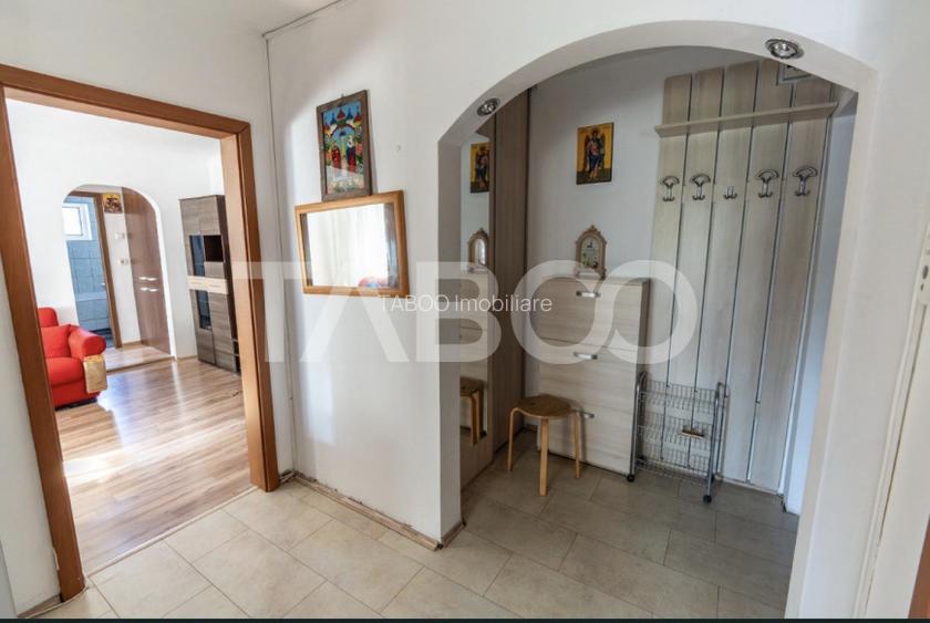 Apartament cu 3 camere si garaj de vanzare in cartierul Manastur - 2