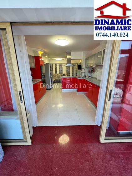 Apartament de Lux cu Vedere Panoramica Ultracentral, Piatra-Neamt, Euroconfort,