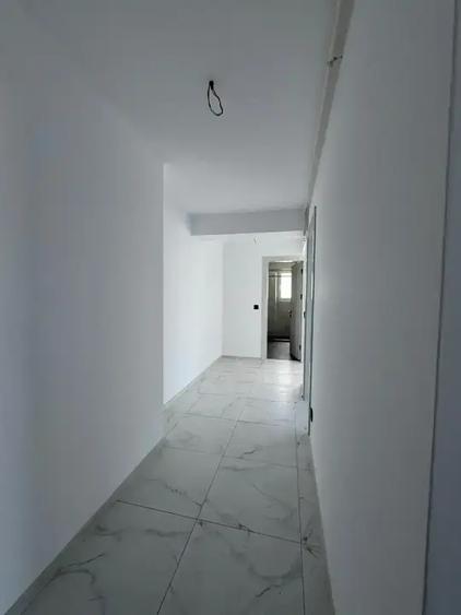 APARTAMENT 2 CAMERE GATA DE MUTARE PALLADY METROU 15 MN NICOLAE TECLU