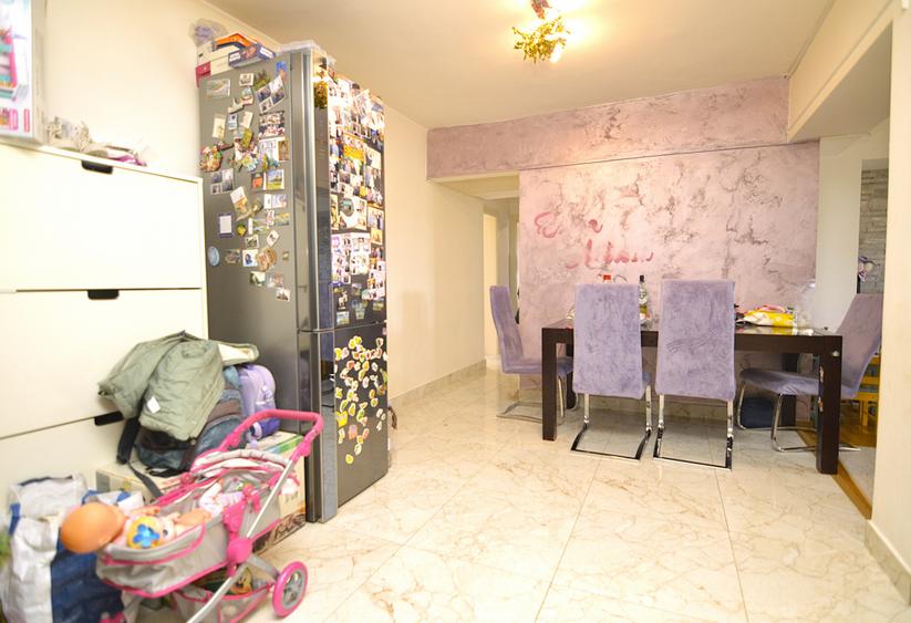 VANZARE APARTAMENT 3 CAMERE UNIRII – PIATA ALBA IULIA