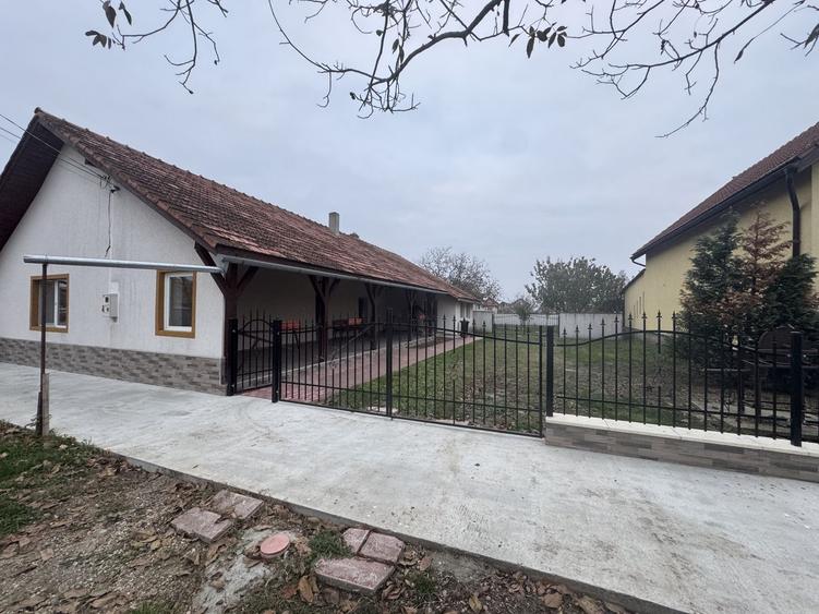 Casa Renovata Parter Becicherecu Mic,Vatra Veche,Teren Generos