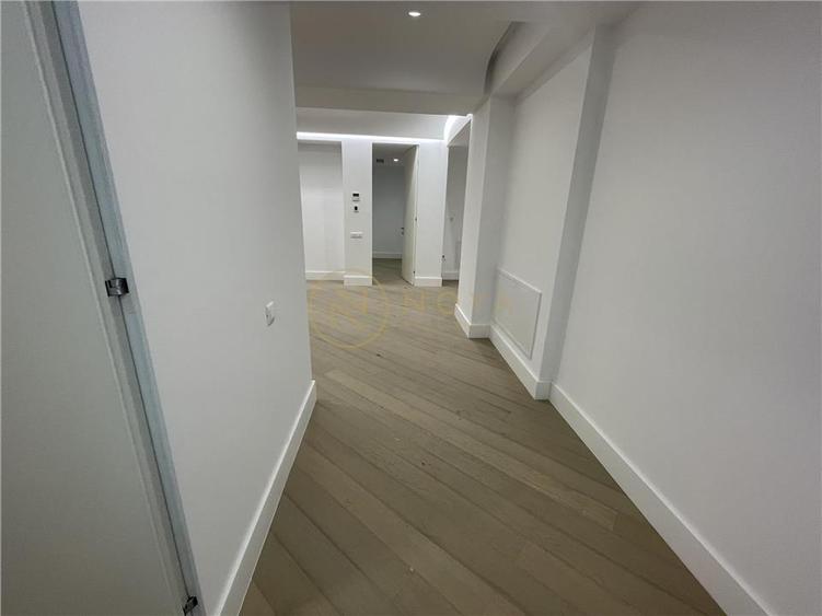 Cortina 126 apartament 3 camere de vanzare Iancu Nicolae