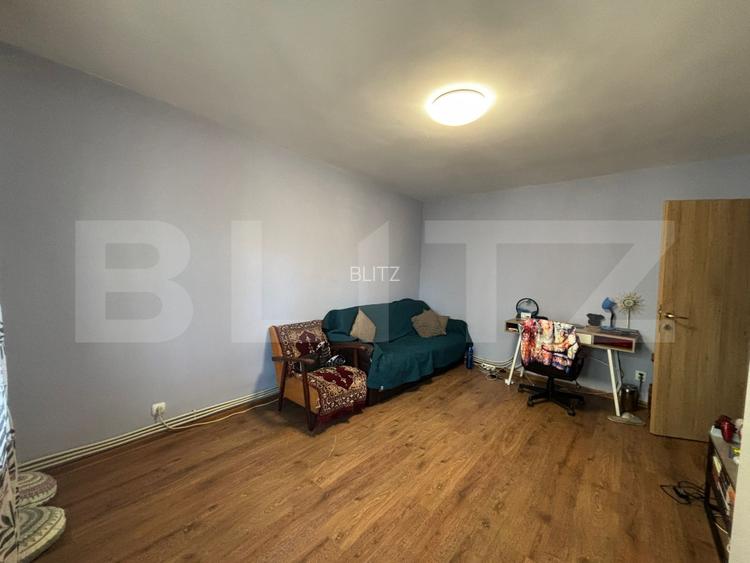 Apartament 4 camere, etaj intermediar, decomandat, 79 mp, zona Galata - 2