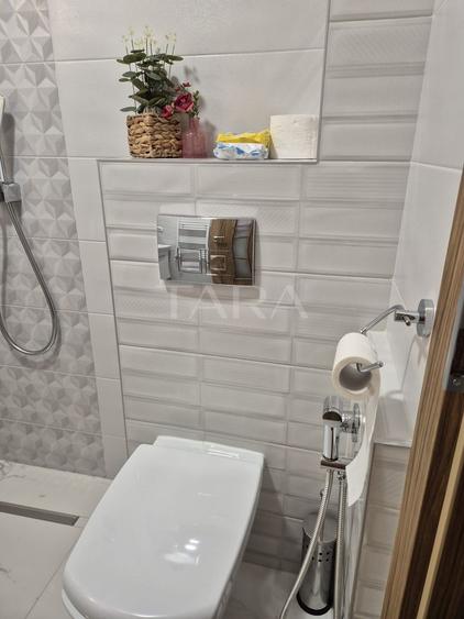 Apartament modern cu 4 camere, zona Minerva.