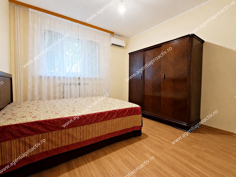 Apartament cu 3 camere decomandate, zona Centrală – Galați