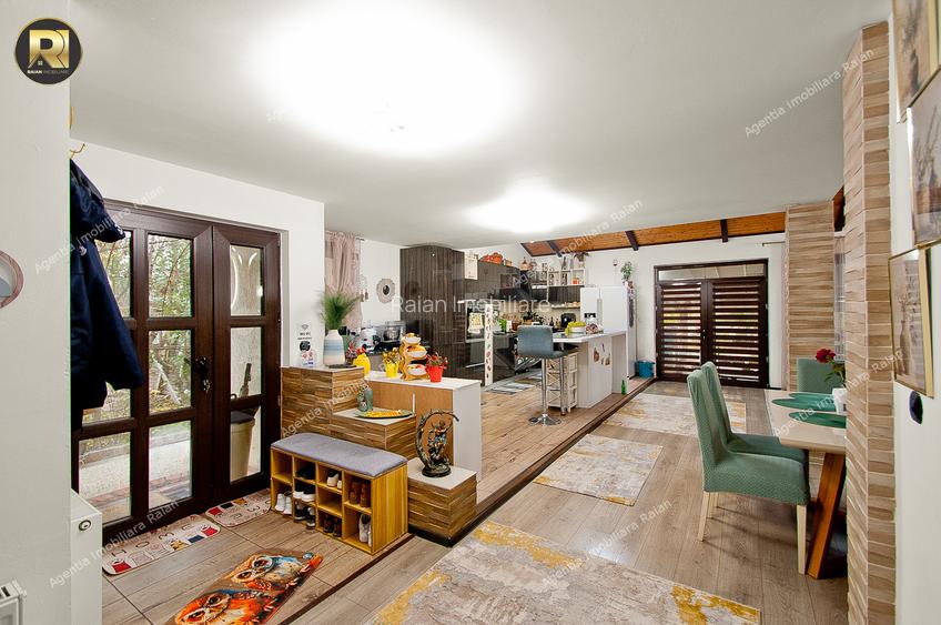 Vanzare Vila Moderna P+M, 6 camere, teren 1622 mp, in Galati, zona METRO - 2