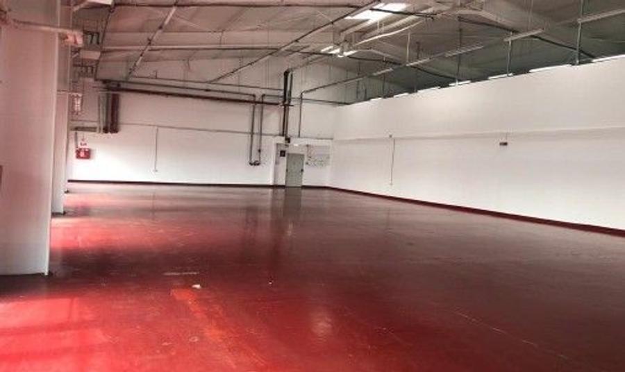 Spatiu showroom/depozitare si birouri zona comerciala Afumati
