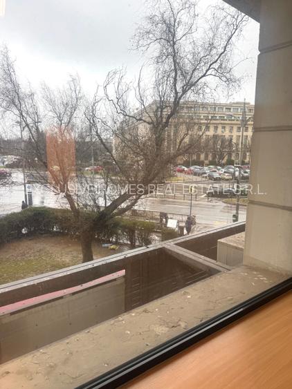 Inchiriere Spatiu Comercial stradal  Piata Victoriei - 20