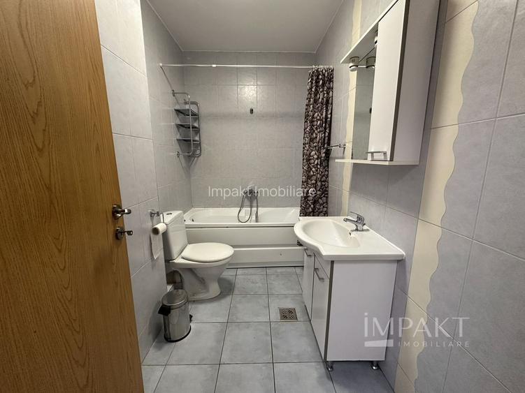 Apartament de inchiriat cu 3 camere,zona semicentrala! - 10