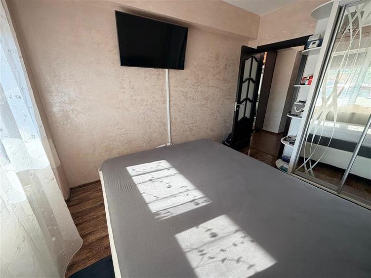2 camere decomandat Galata, bloc nou