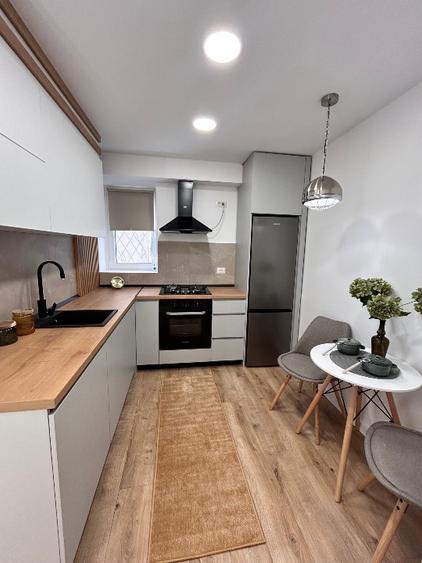 PROPRIETAR- Apartament 2 camere decomandat- Metrou Favorit-Drumul Taberei