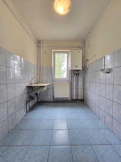 Apartament 2 camere, Mircea cel Batran, etaj 2, centrala proprie, fara risc seis