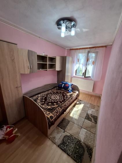 Apartament cu trei camere-Bals