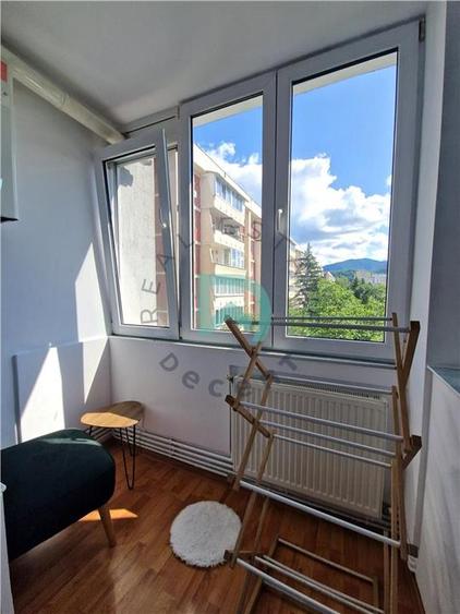 Garsoniera, etaj intermediar, Brasov