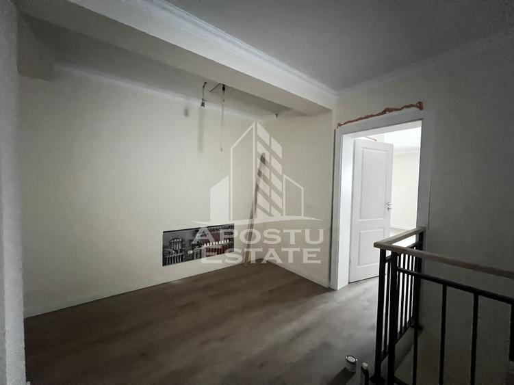 DUPLEX DE VANZARE cu suprafata foarte generoasa in Giarmata Mare
