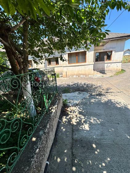 Casa 4 camere - Valu lui Traian - 190.000 euro negociabil (Cod E11+E12) - 17
