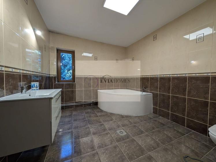 4 camere/ 135 mp/ Cartier Zorilor