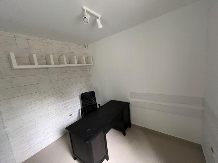 Apartament 3 camere, garaj si boxa - zona Centrala-Prefectura
