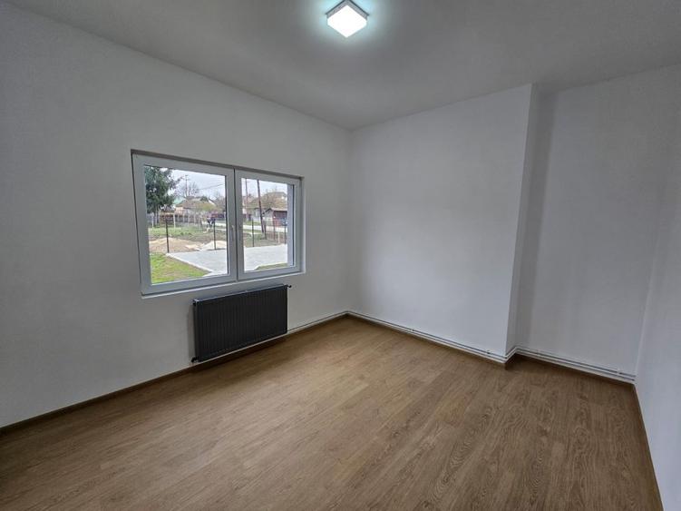 Casa de Vanzare Complet Renovata !