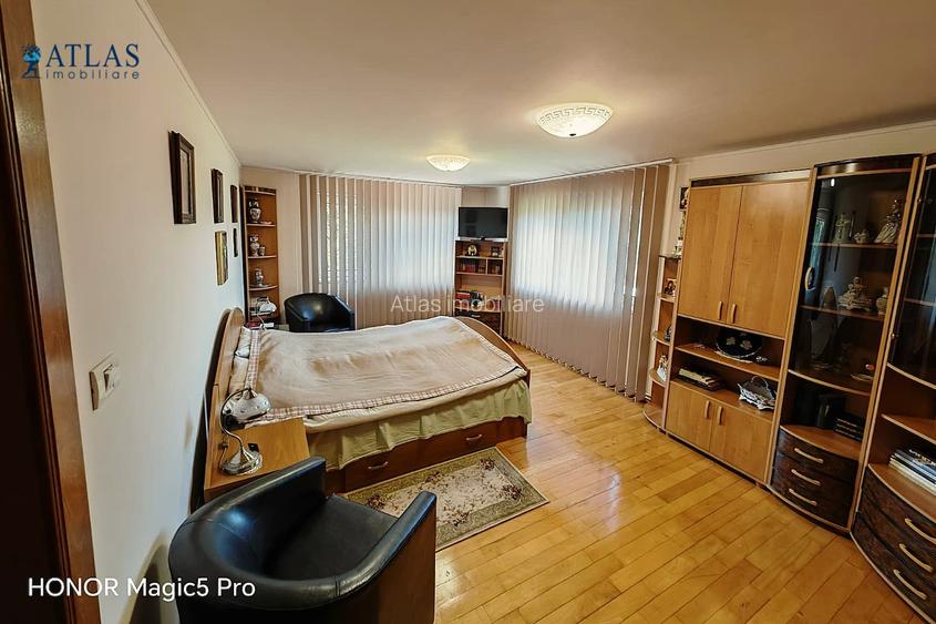 Casă individuală 4 camere, mansarda, 272 mp utili și teren 2.964 mp, Stupini - 15