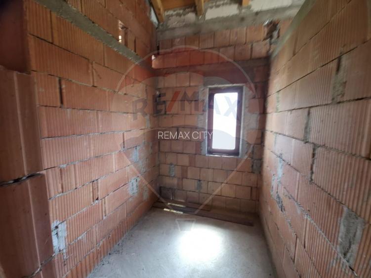 Teren intravilan + casă la roșu de vânzare – Vădurele, jud. Neamț - 43