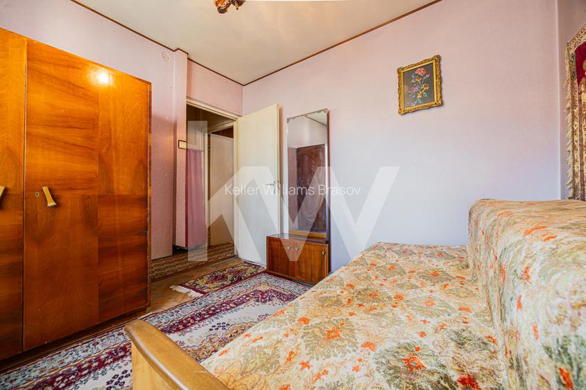 Vânzare apartament cu 2 camere, semidecomandat, strada Avram Iancu - 11