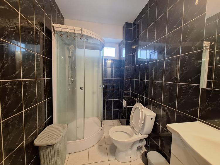 Apartament de vanzare 3 camere ,Manastur