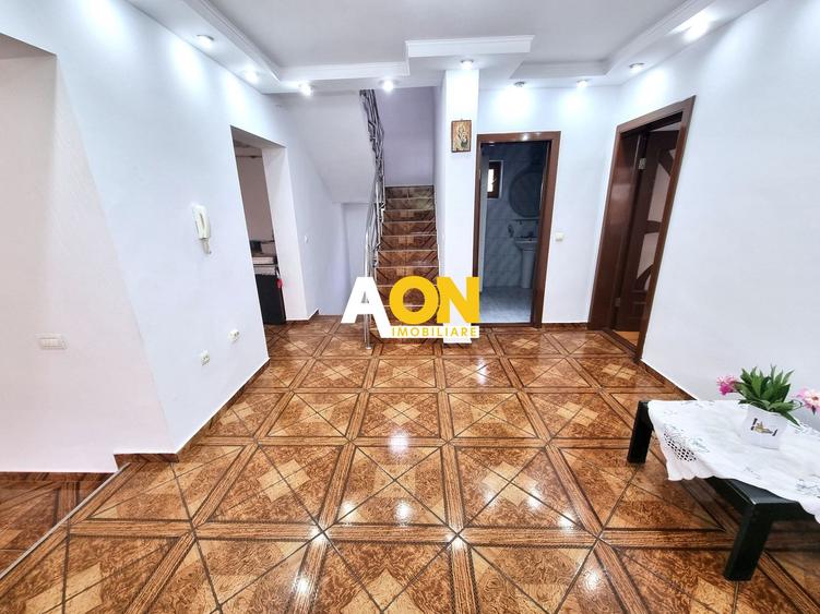 De vanzare casa 6 camere, S+P+M, 900mp teren, Cetate