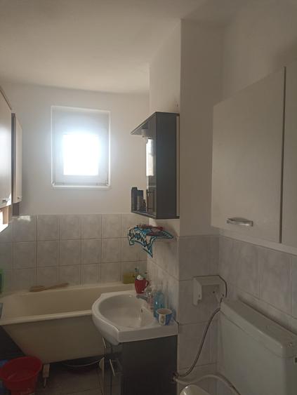 Apartament 4 camere zona Parc Eminescu