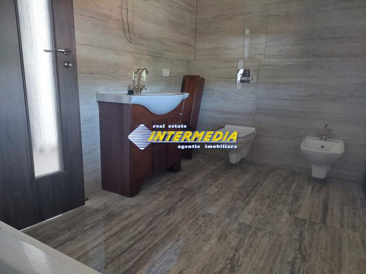 Casa Noua de vanzare Zona Cetate