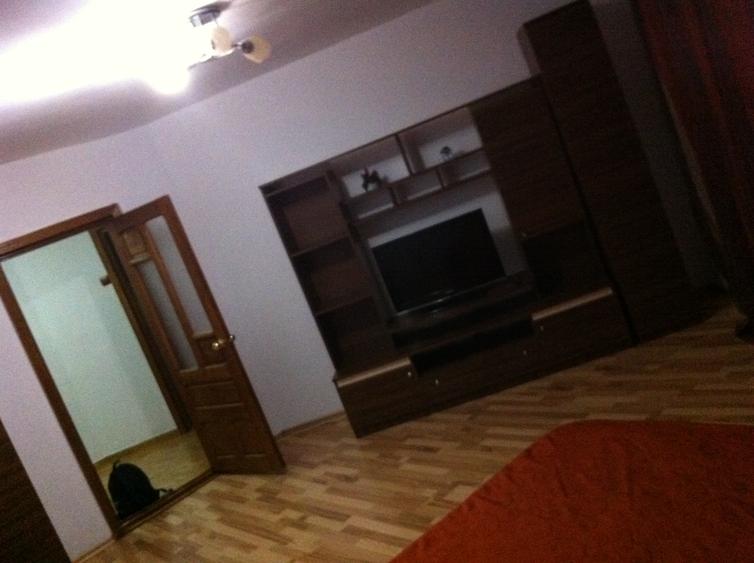 Apartament cu 3 camere str. Savenilor
