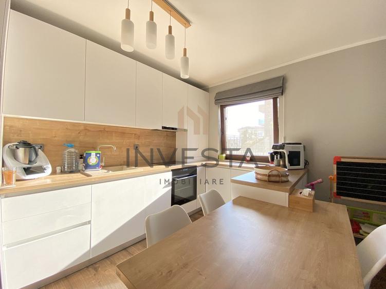 Apartament cu 3 camere si terasa, ansamblul Luminia, Europa