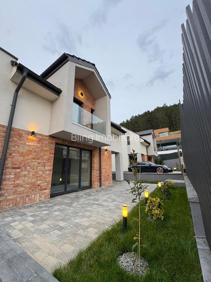 Casa individuala smart de vanzare 193 mp utili, garaj, teren 300 mp, zona VIVO!