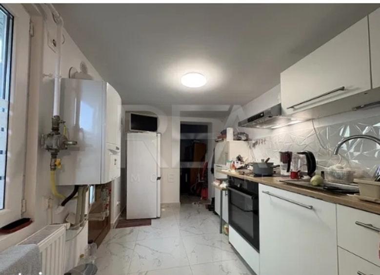 Casă din cărămidă cu curte proprie – Sector 4 , Spitalul Budimex