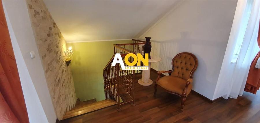De vanzare casa 4 camere 350 mp teren zona Alba Micesti