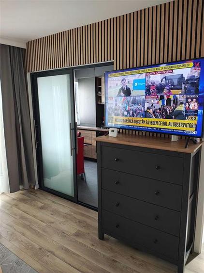 Apartament NOU cu 3 camere balcon parcare zona Shopping City