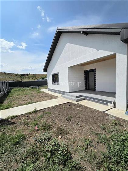 Casa Noua, la Cheie, Teren 411 mp, Valul lui Traian - 3