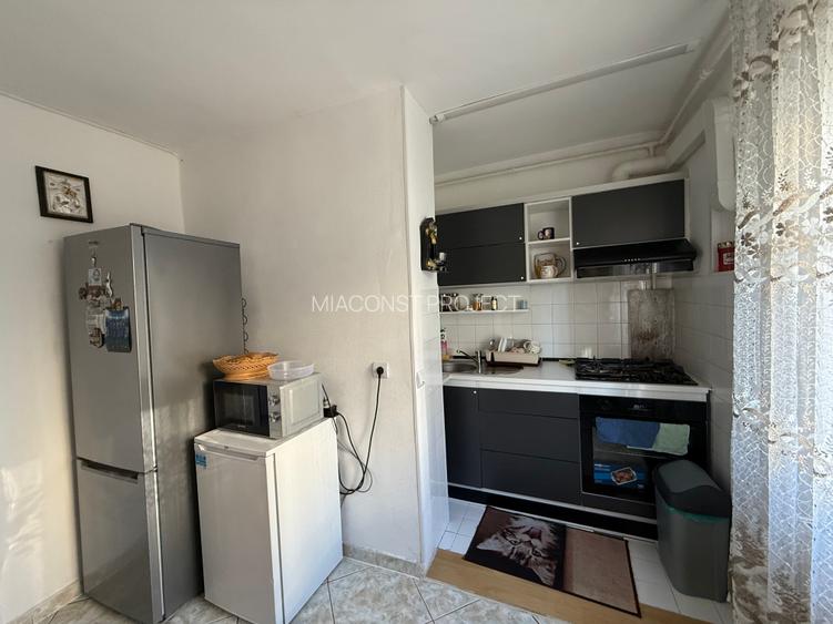 Apartament 2 camere decomandat - 4