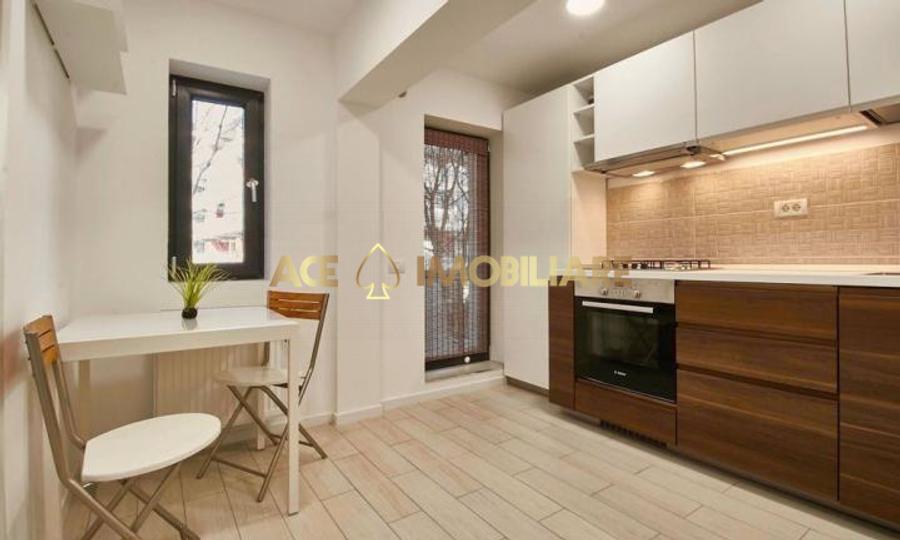 2 Camere de inchiriat | Dristor | Metrou | Centrala | Parcare |