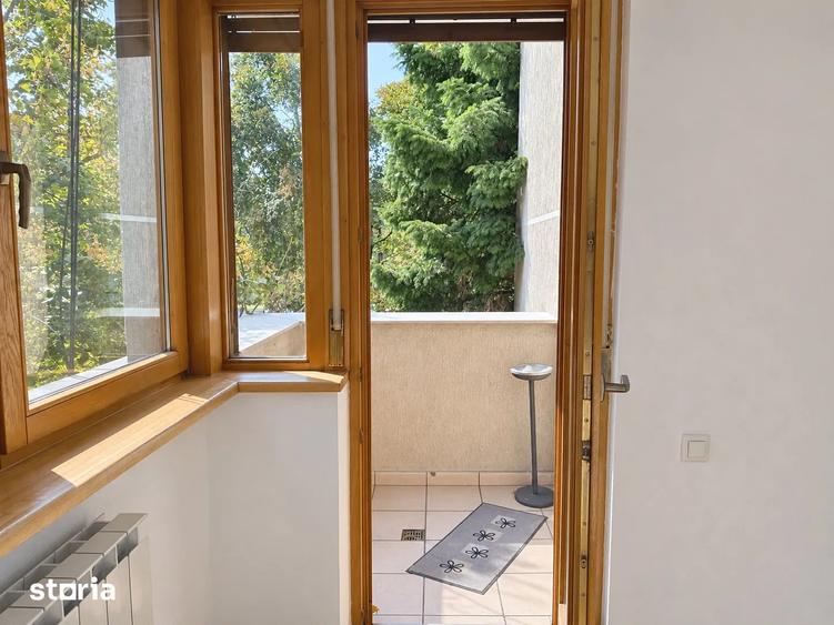 Apartament 5 camere | Aviatorilor | 3 Bai | Parcare |